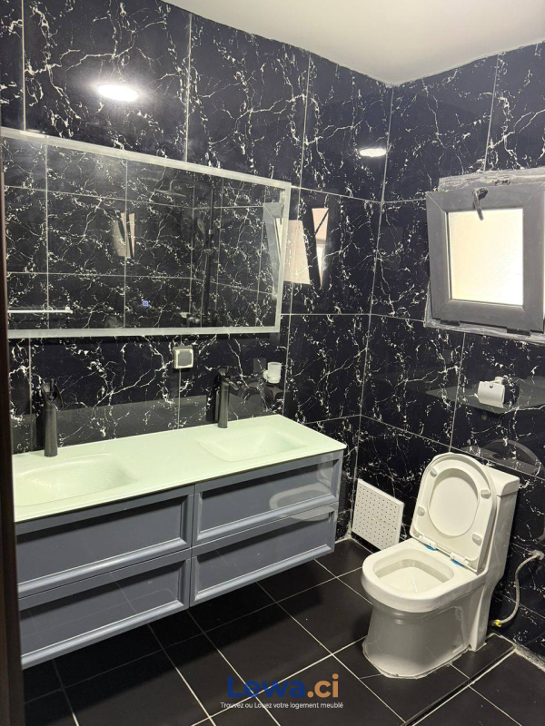 VILLA HAUT STANDING EN VENTE A BASSAM