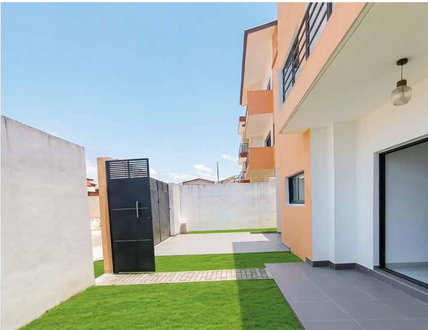 À louer – Villa duplex 7 pièces | Feh Kessé – Cité Rose des Vallées