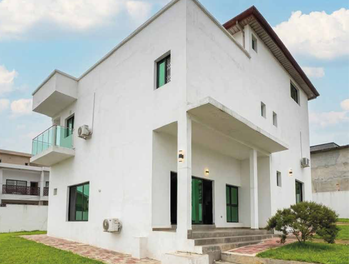 À louer – Villa Triplex 08 pièces | FEH Kessé – Cité Immobiliare 5
