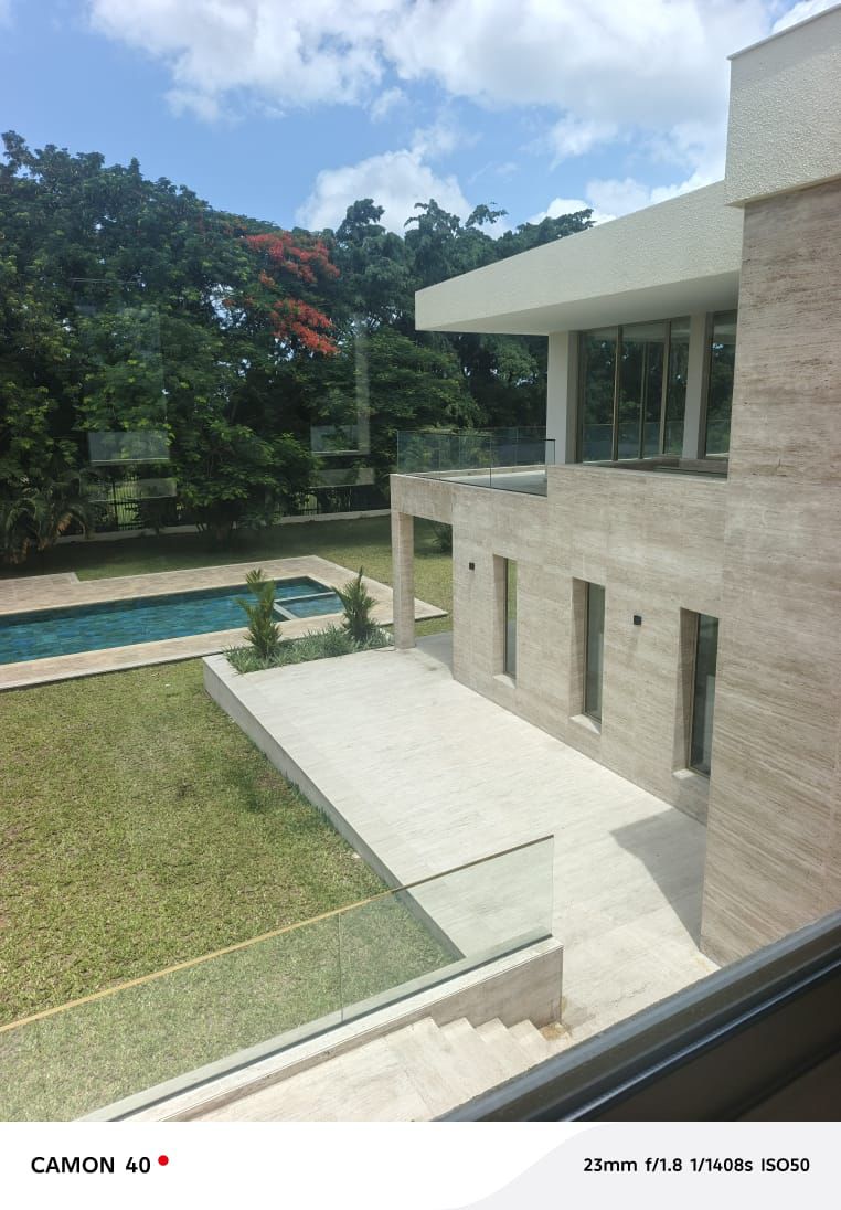 A LOUER - VILLA DUPLEX MODERNE 13 PIÈCES 3 025 m² - RIVIERA GOLF (PROCHE AMBASSADE DES USA)