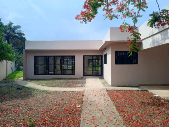 GRANDE VILLA DE 8 PIECES | PORT-BOUET