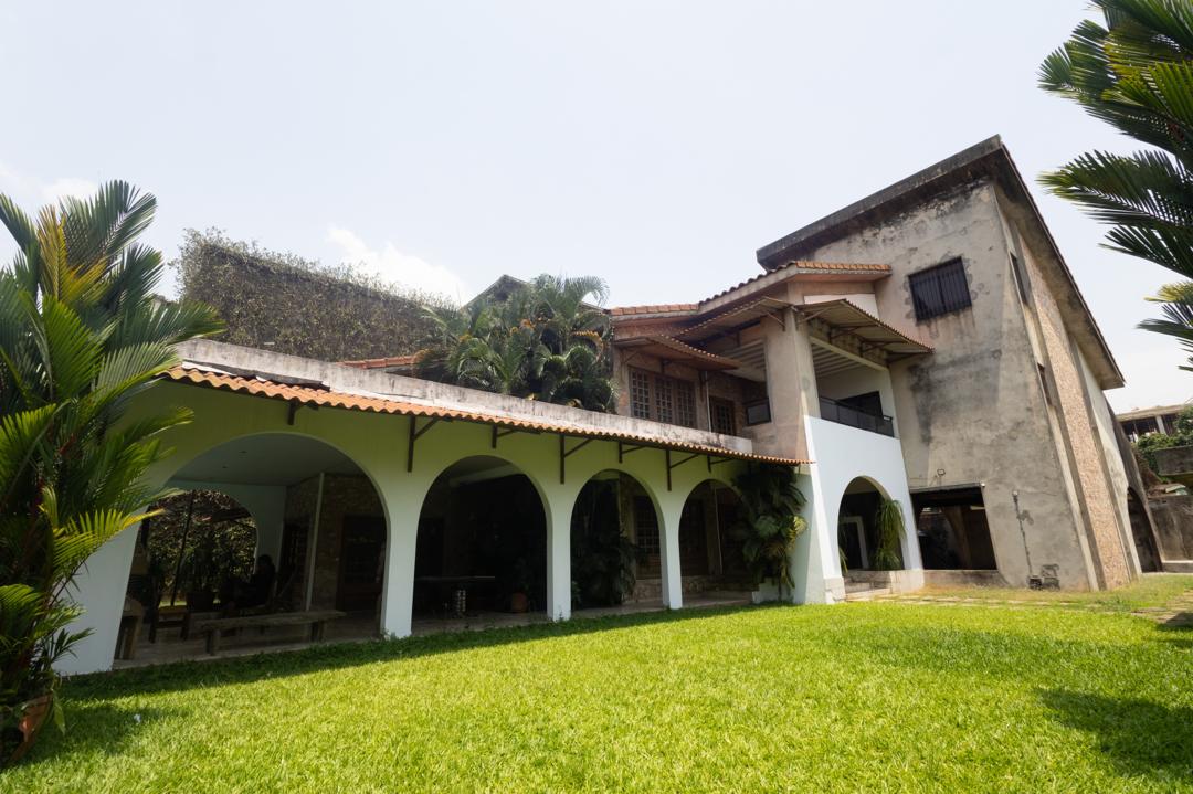 Villa 1000 M2