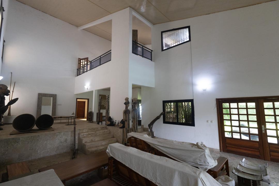 Villa 1000 M2
