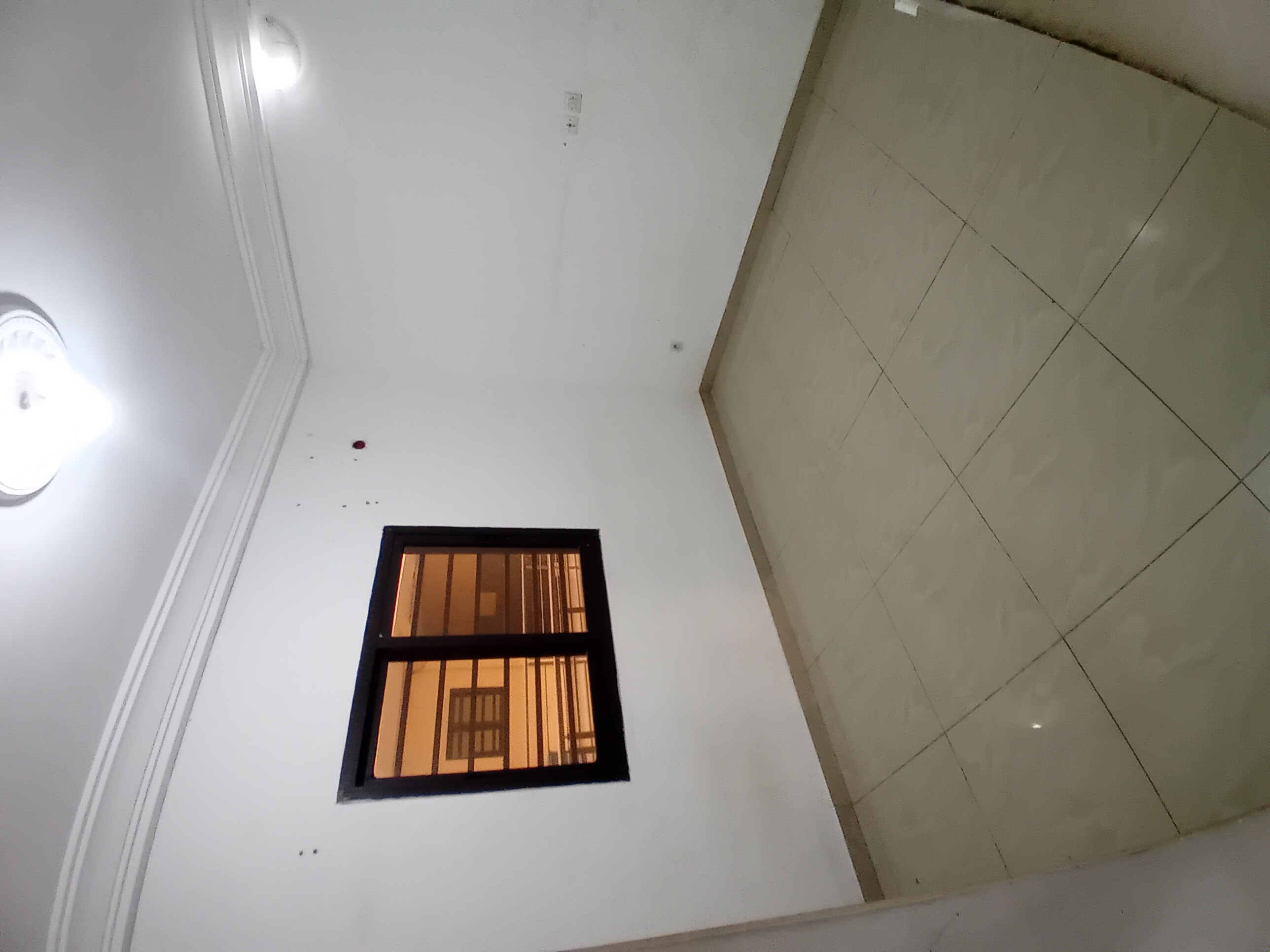 Deux Appartements 3 pièces situés à ANONO, non loin de la pharmacie ANDY