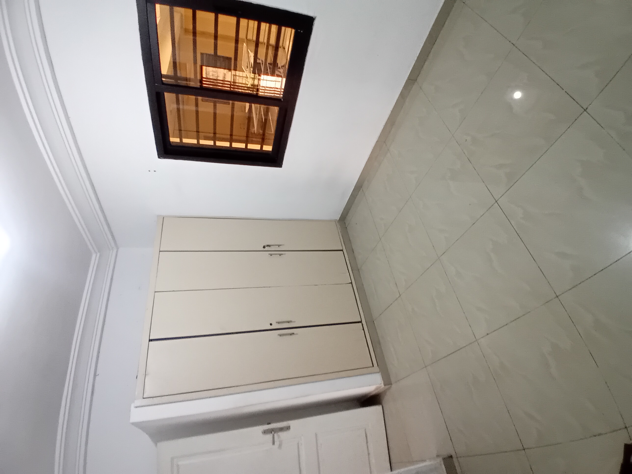 Deux Appartements 3 pièces situés à ANONO, non loin de la pharmacie ANDY