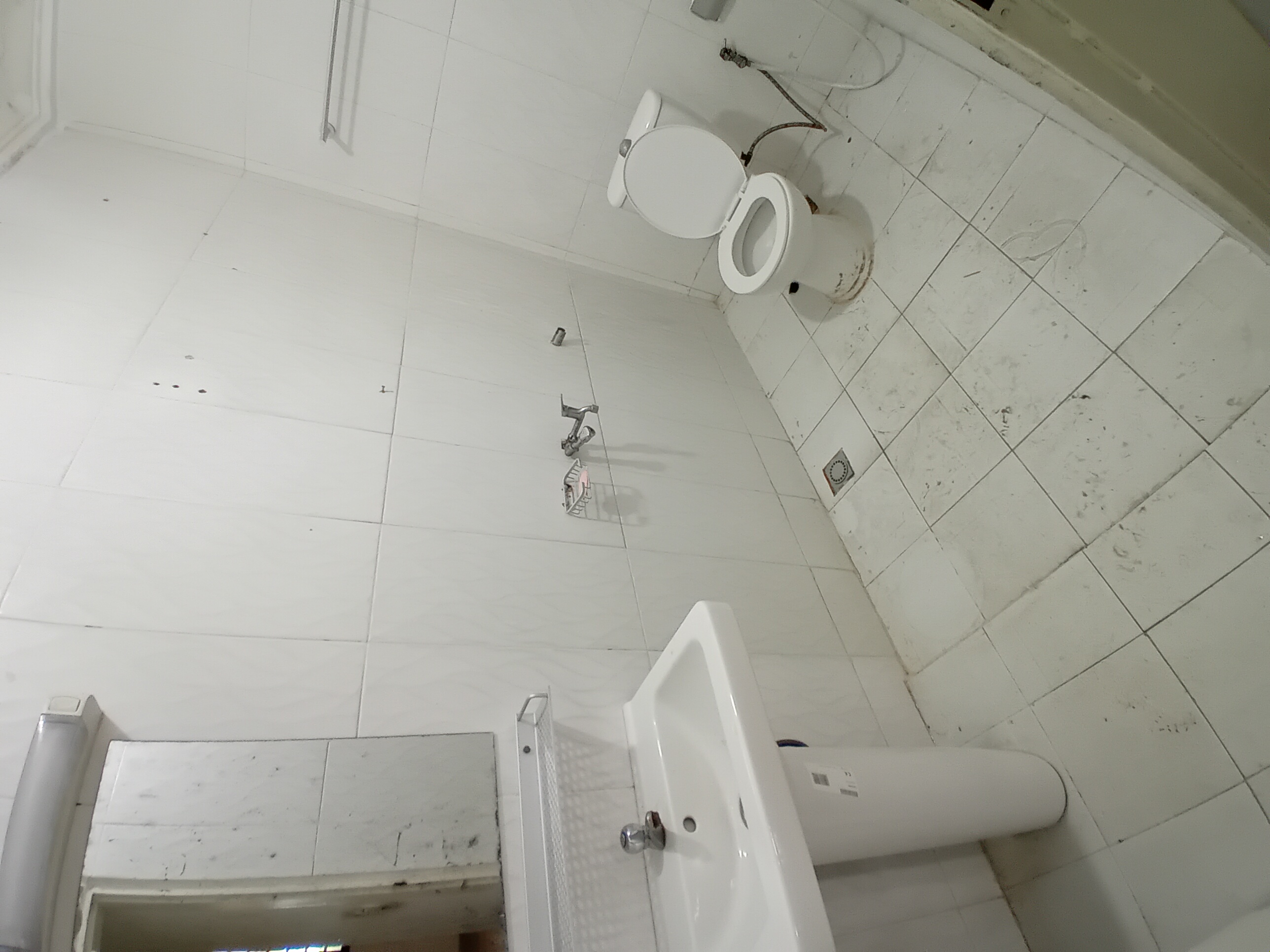 Deux Appartements 3 pièces situés à ANONO, non loin de la pharmacie ANDY