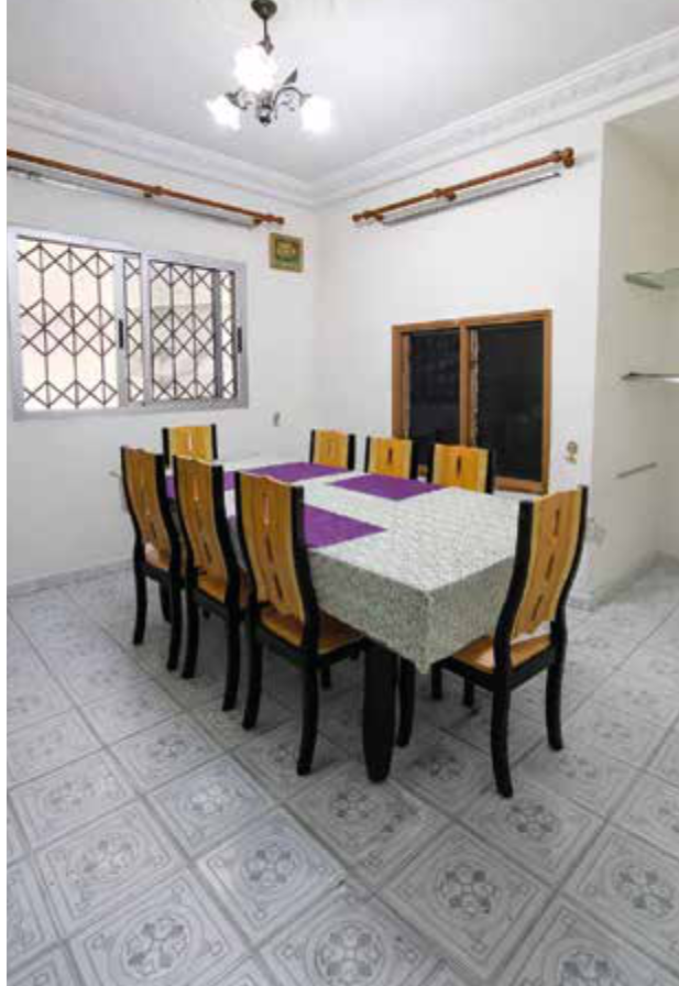  villa à louer de 9 pièces